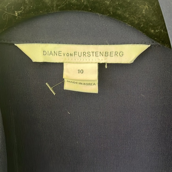 DVF DIANE VON FURSTENBERG Navy Wrap Dress - Picture 3 of 6